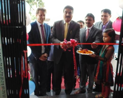 J&K Bank opens business unit in Jammu, conducts camps in valley J&K Bank opens business unit in Jammu, conducts camps in valley