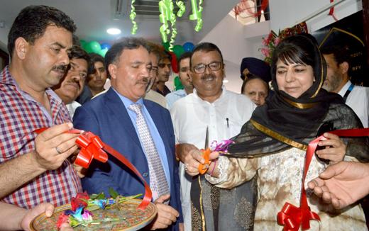 J&K Bank translates CM's desire for support, single window cl…