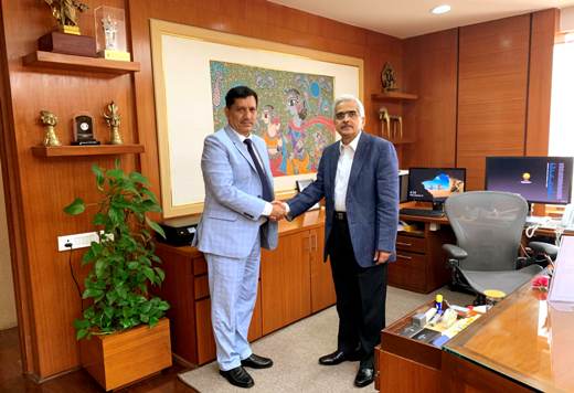 J&K Bank Chairman & MD calls upon Governor RBI