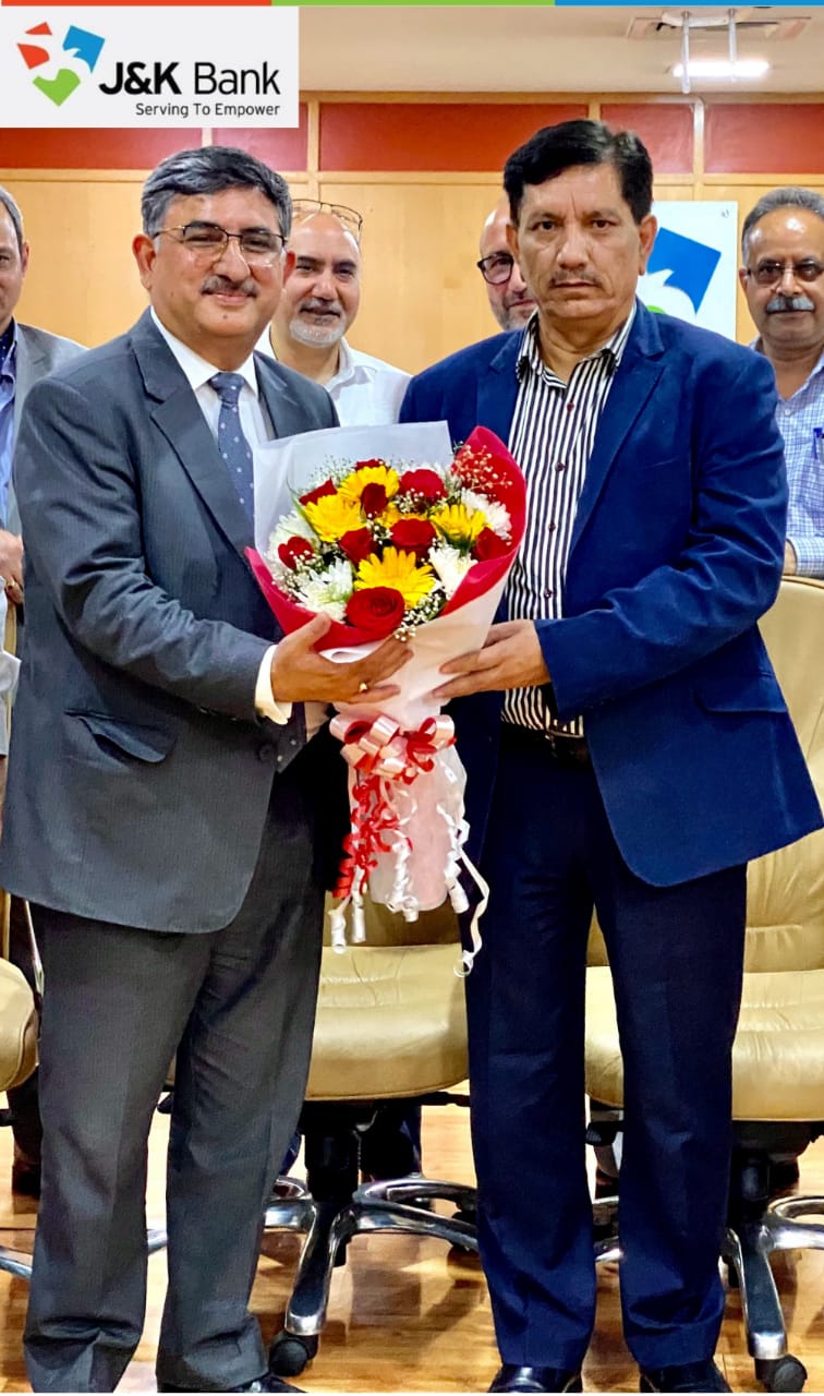 J&K Bank gives a warm send off to its Executive President