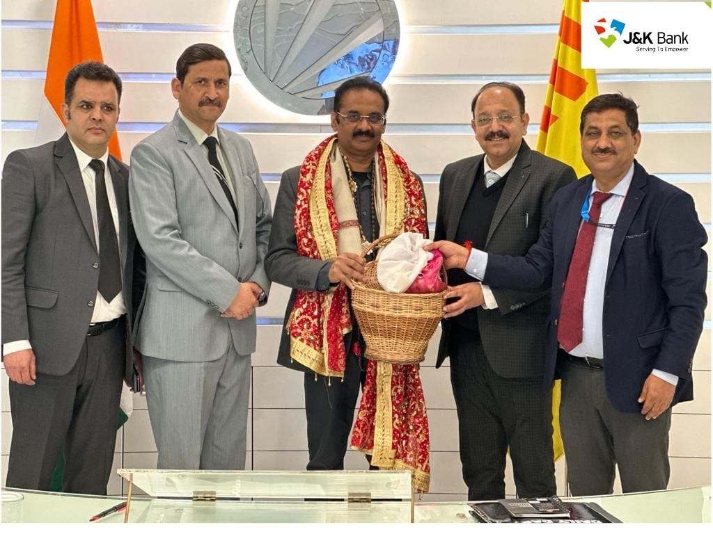 J&K Bank General Manager calls upon Chancellor Lovely Professional…