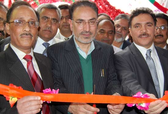 DDC, Anantnag inaugurates JK Bank ATM at Ashmuqam: Extension of world… DDC, Anantnag inaugurates JK Bank ATM at Ashmuqam: Extension of world…