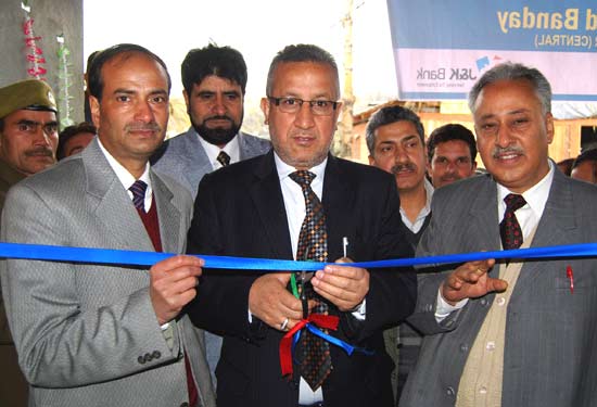 J&K Bank opens 590th branch at Arizal, Budgam J&K Bank opens 590th branch at Arizal, Budgam