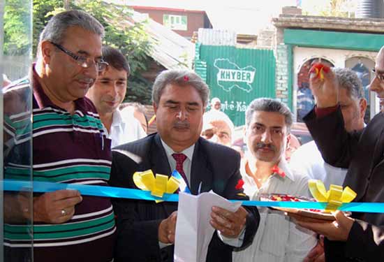 J&K Bank inaugurates ATM in Brein, Nishat J&K Bank inaugurates ATM in Brein, Nishat