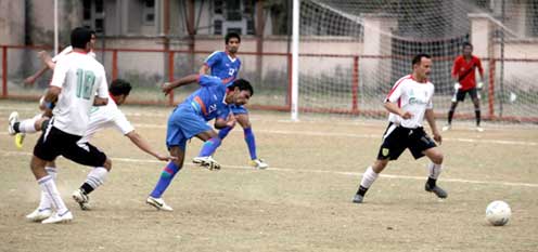 3rd Sher-i-Kashmir Football Gold Cup J&K Bank to clash with J… 3rd Sher-i-Kashmir Football Gold Cup J&K Bank to clash with J…