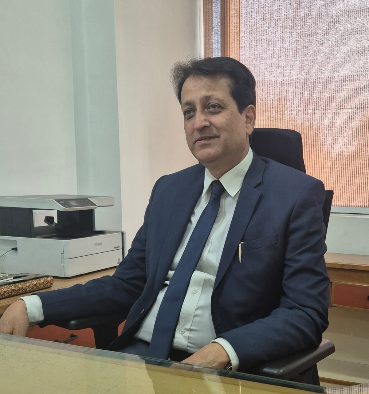 J&K Bank gives warm send-off to GM Rajesh Gupta
